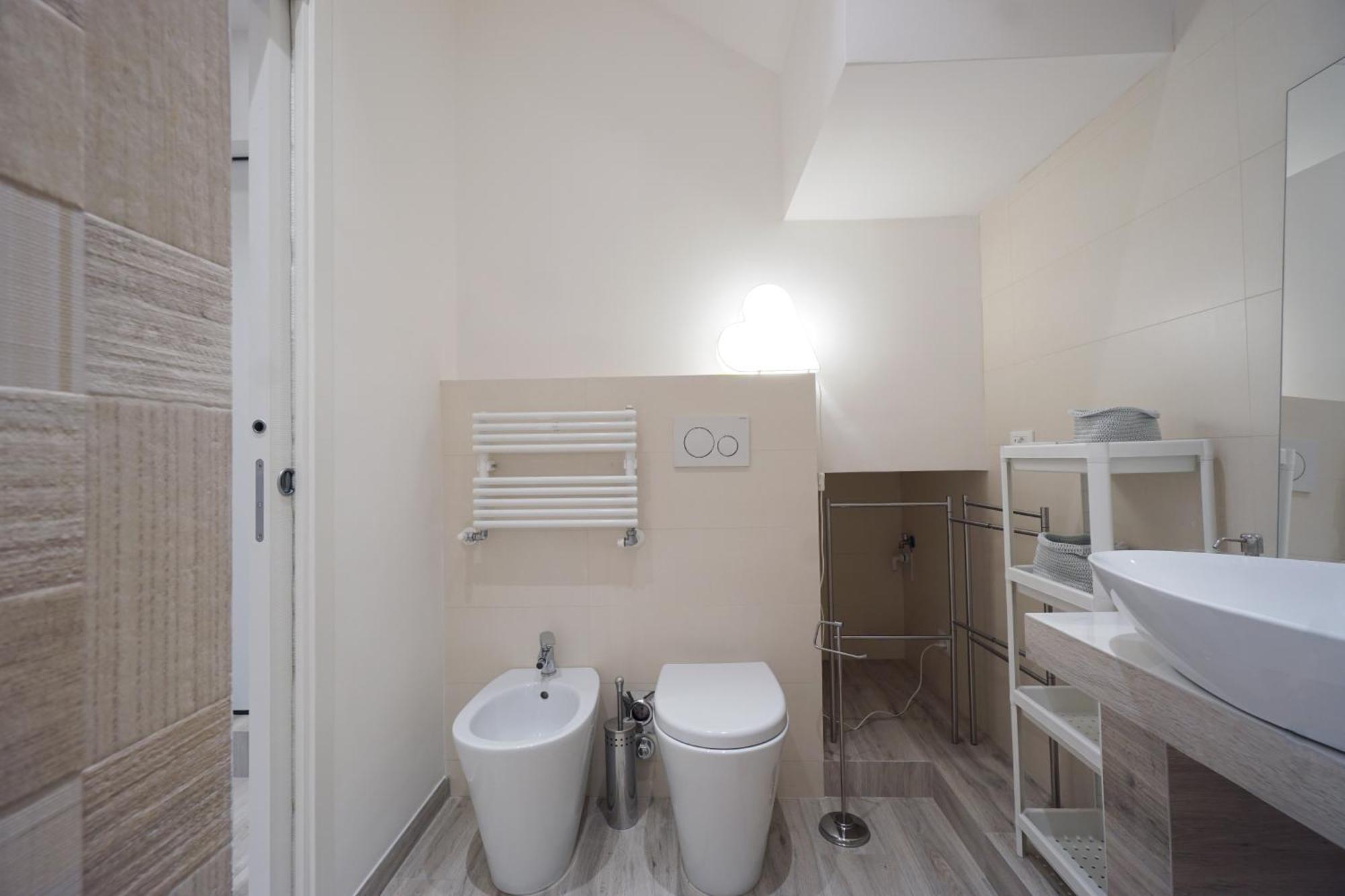 Ghisello Luxury Guesthouse 1 Болонья Екстер'єр фото